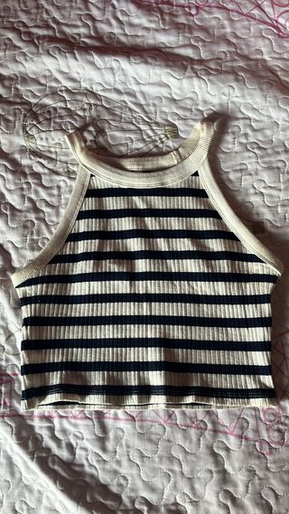 Top rayado blanco y azul zara