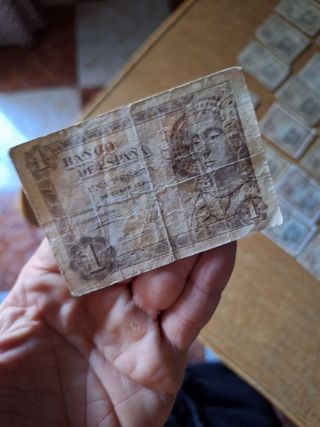 45 Billetes 1 Peseta España antiguos. 1° años 50

