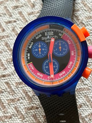Swatch neon party to the max
