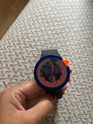 Swatch neon party to the max