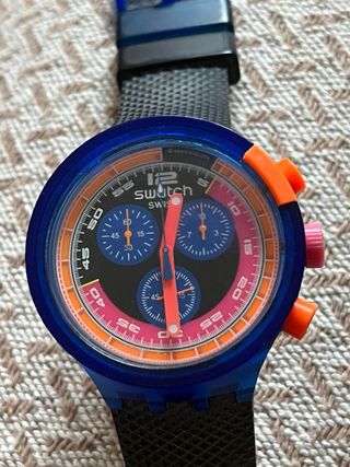 Swatch neon party to the max