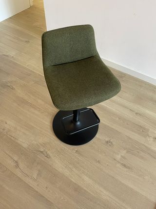 Taburete Kave Home Zenda - 81-102cm