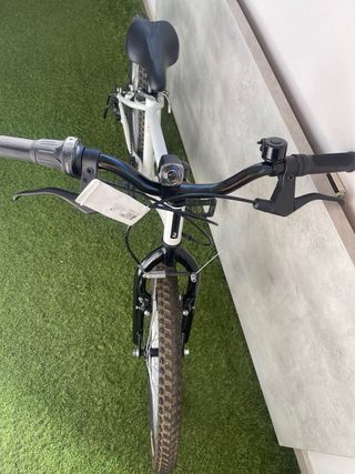Bicicleta Rockrider 20" blanca como nueva