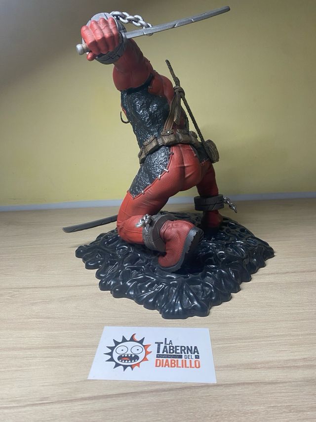 Figura Venompool Marvel Gallery