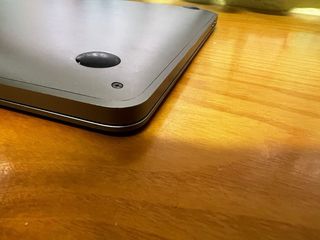 MacBook Pro 13" M1 (8GB RAM, 256GB SSD)