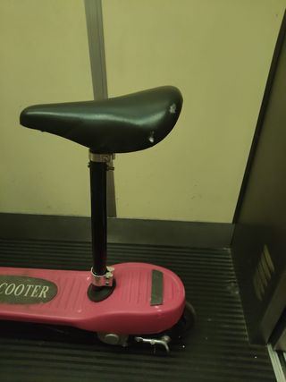 Patín eléctrico infantil rosa