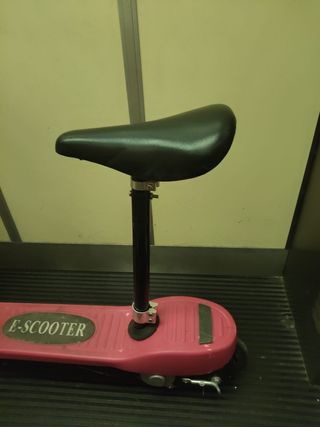 Patín eléctrico infantil rosa