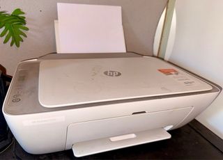 Impresora HP Deskjet 2700e - Blanca