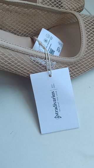 Tacones Stradivarius beige