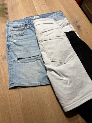 3 Bermudas Bershka (M) - Azul, Blanco, Negro
