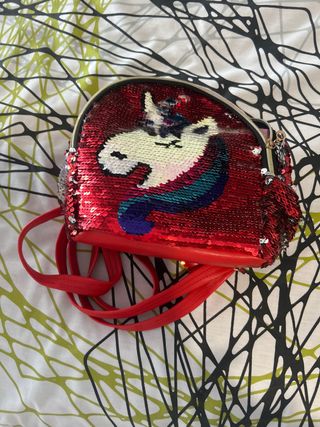 Mochila infantil con lentejuelas