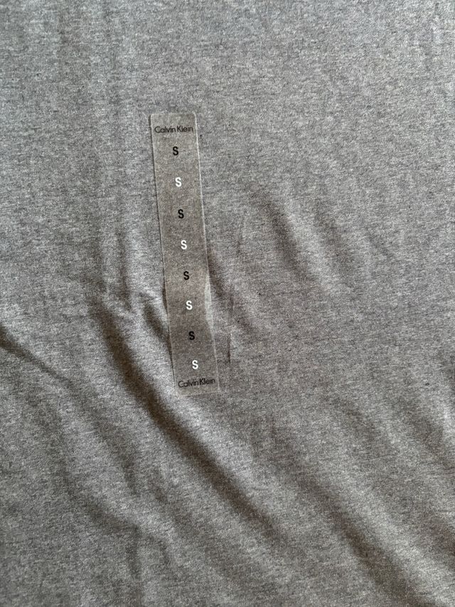 T-shirt Calvin Klein Jeans Grigia