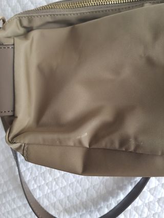 Bolso Bimba y Lola verde oliva. 