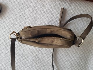 Bolso Bimba y Lola verde oliva. 