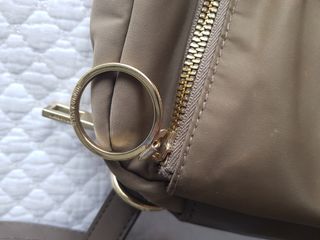 Bolso Bimba y Lola verde oliva. 