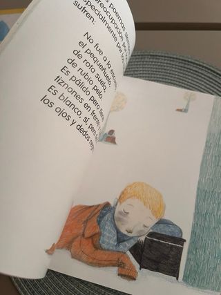 Mi primer libro sobre Gloria Fuertes (Spanish E...