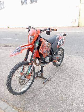 KTM 125cc EXC Enduro 2006 muy buen estado