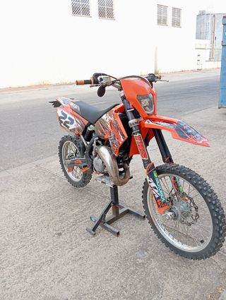 KTM 125cc EXC Enduro 2006 muy buen estado