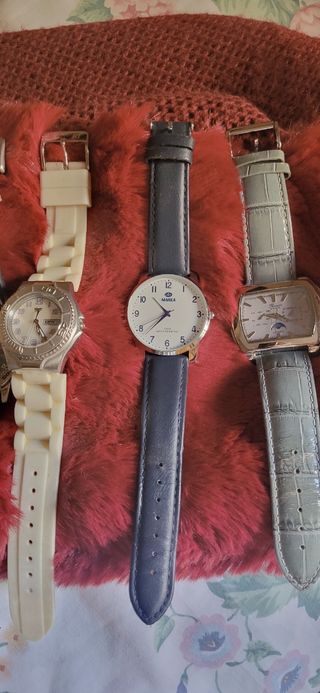 lote 8 Relojes Pulsera Mujer diferentes marcas