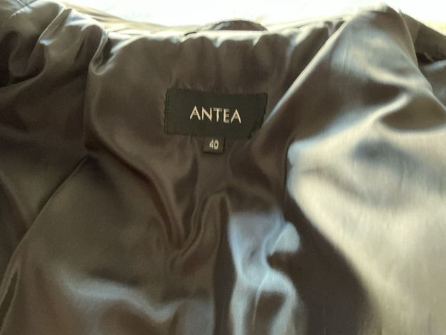 Chaqueta acolchada negra mujer