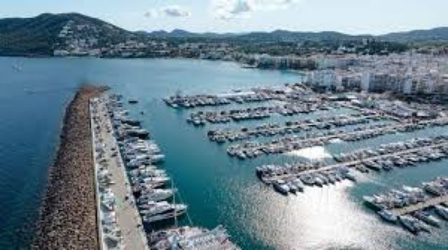 alquiler amarre 12 metros