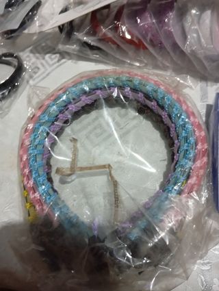 Pendientes y llaveros: 30uds