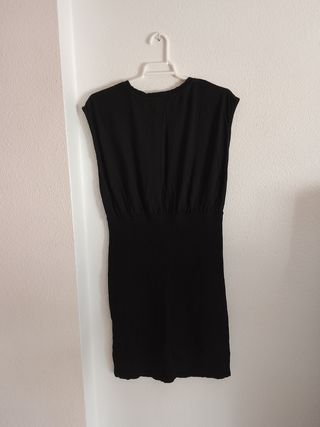 Vestido negro Bershka