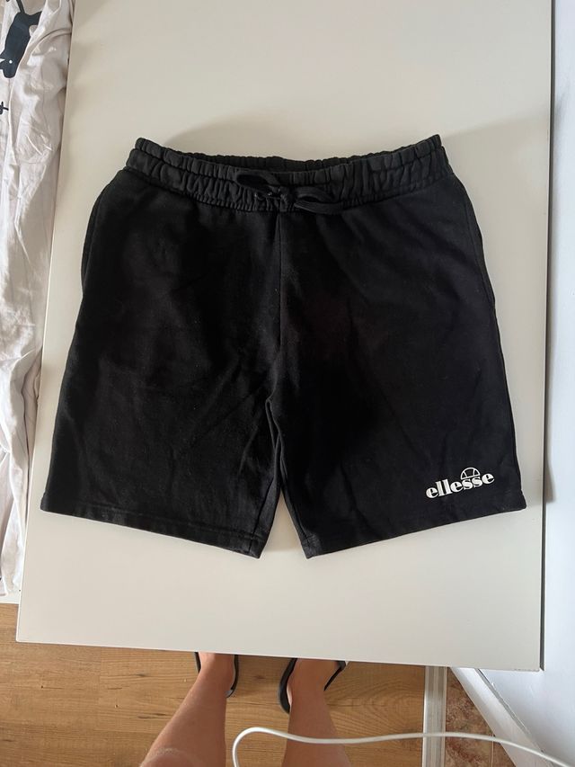 Shorts ellesse negros