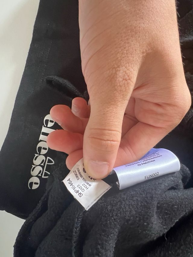 Shorts ellesse negros