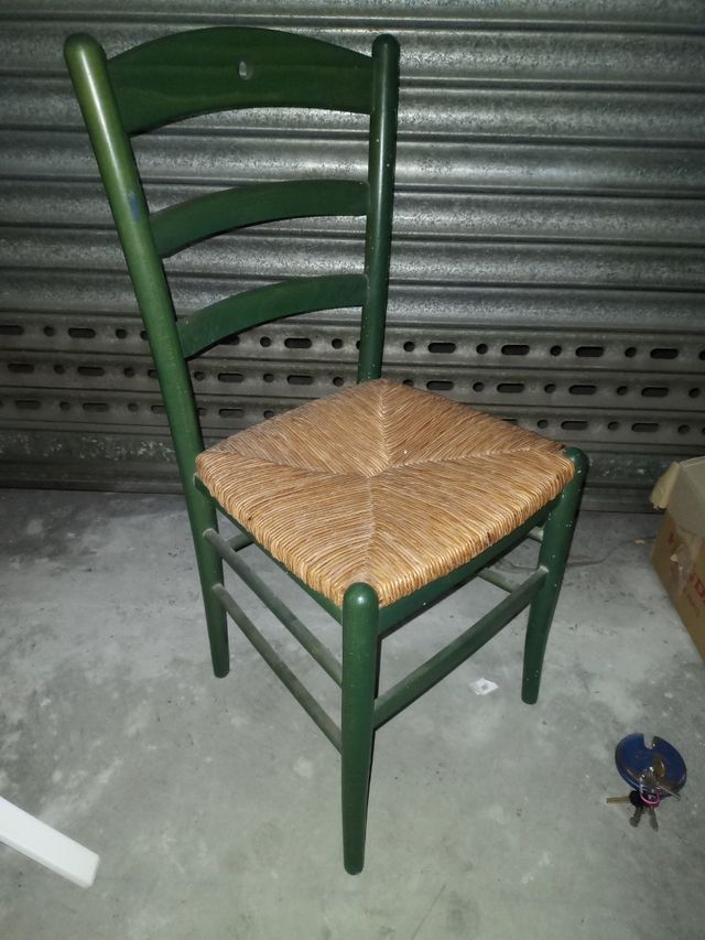 Silla madera y mimbre