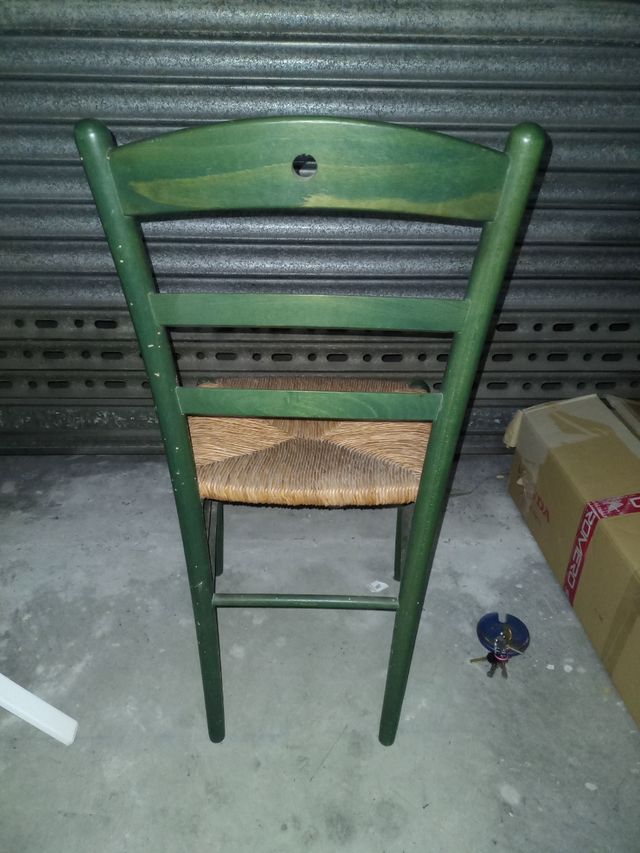 Silla madera y mimbre