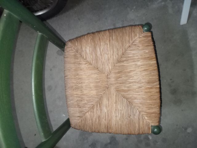 Silla madera y mimbre