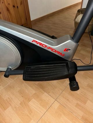 Elíptica BH Fitness