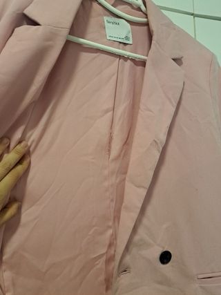 Blazer rosa Bershka talla XS