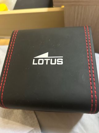 Reloj Lotus Hombre -  Elegante