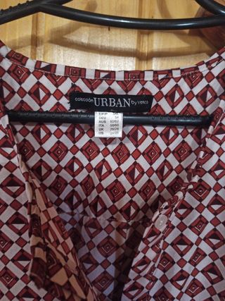 Camisola geométrica roja/blanca y malla de regalo