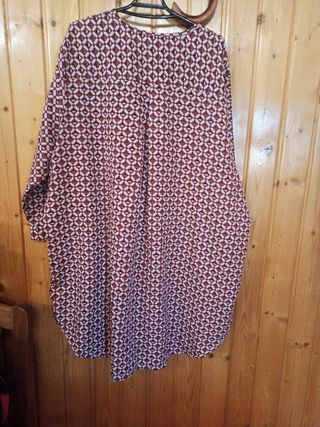 Camisola geométrica roja/blanca y malla de regalo