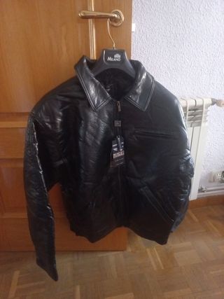 Cazadora negra piel | Talla L