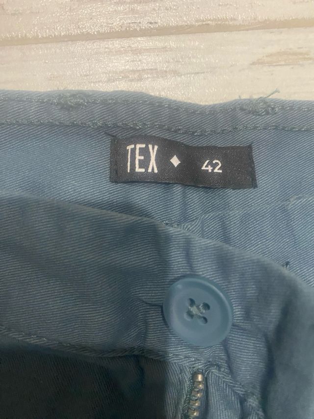 Pantalón corto azul