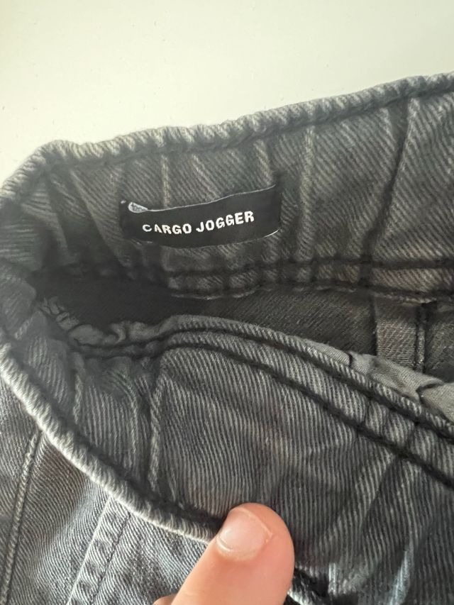 Pantalones cortos cargo grises