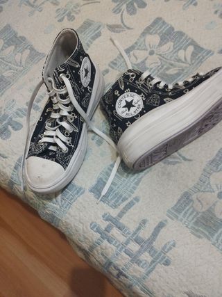 Converse negras plataforma