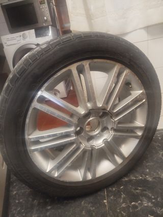 2 Llantas aluminio  Ford Focus neumátic 205 50 R17