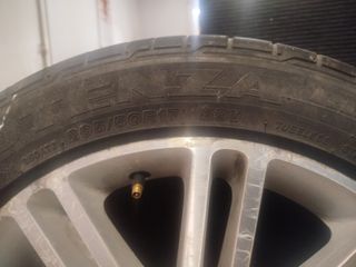 2 Llantas aluminio  Ford Focus neumátic 205 50 R17