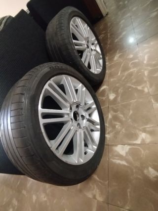 2 Llantas aluminio  Ford Focus neumátic 205 50 R17