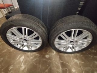 2 Llantas aluminio  Ford Focus neumátic 205 50 R17