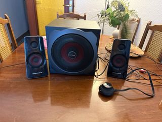 Altavoces GamingXTrust 2.1 PC