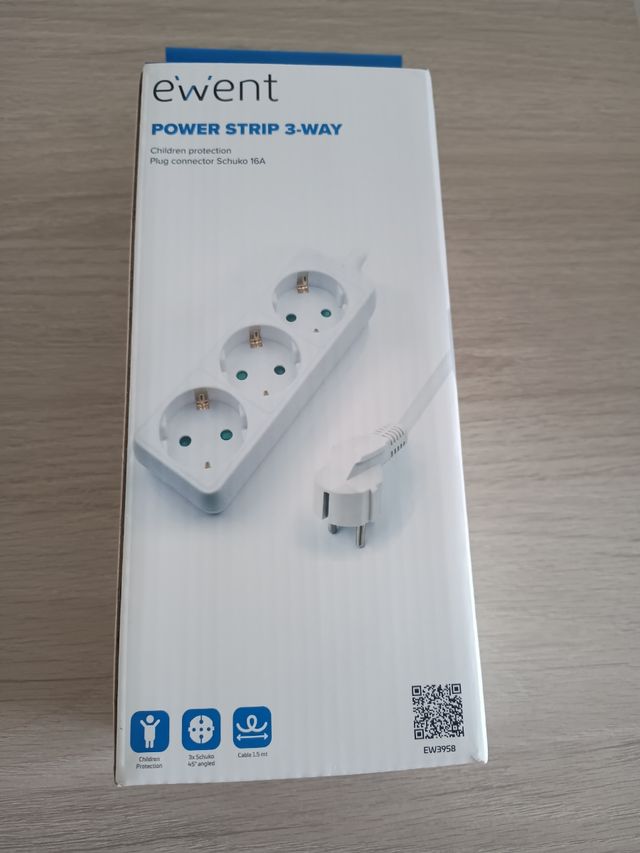 Regleta ewent 3 tomas - 16A