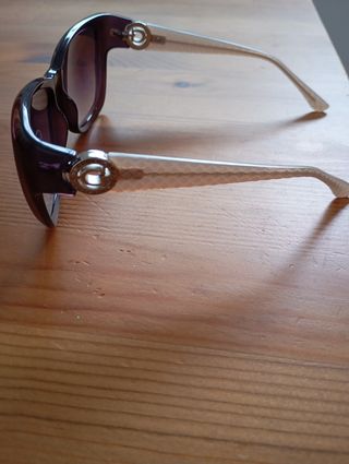 Gafas sol moradas - estilo gatuno