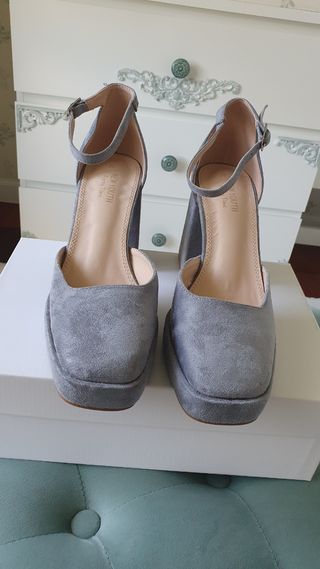 Sandalias tacón grises