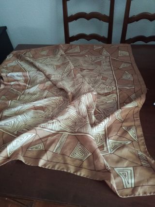 Foulard Lancetti nuovo Seta 100% 85 x 85 cm